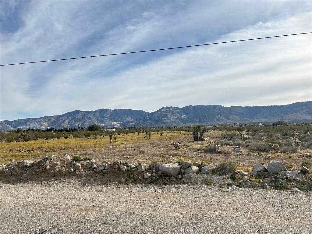32 Amber Lucerne Valley, CA 92356 - Photo 10 of 14 a view of an ocean and a mountain