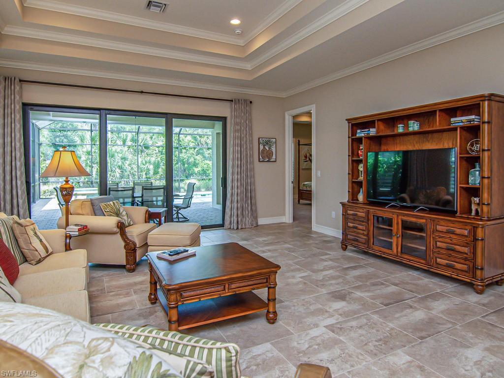 6643 Roma Way Naples, FL 34113 - Photo 16 of 35 Living Room