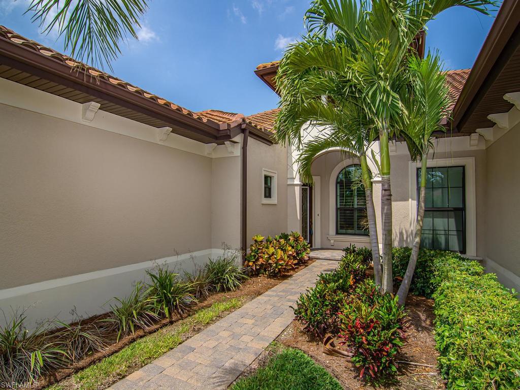 6643 Roma Way Naples, FL 34113 - Photo 8 of 35 Gallery Image 8