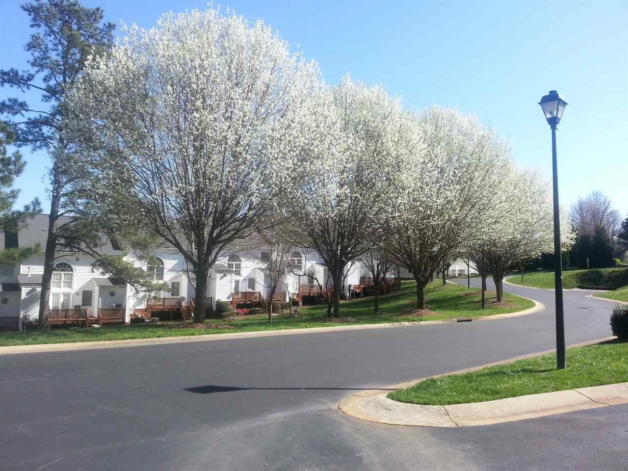 5328 Goldenglow Way Raleigh, NC 27606 - Photo 2 of 25 Photo 2