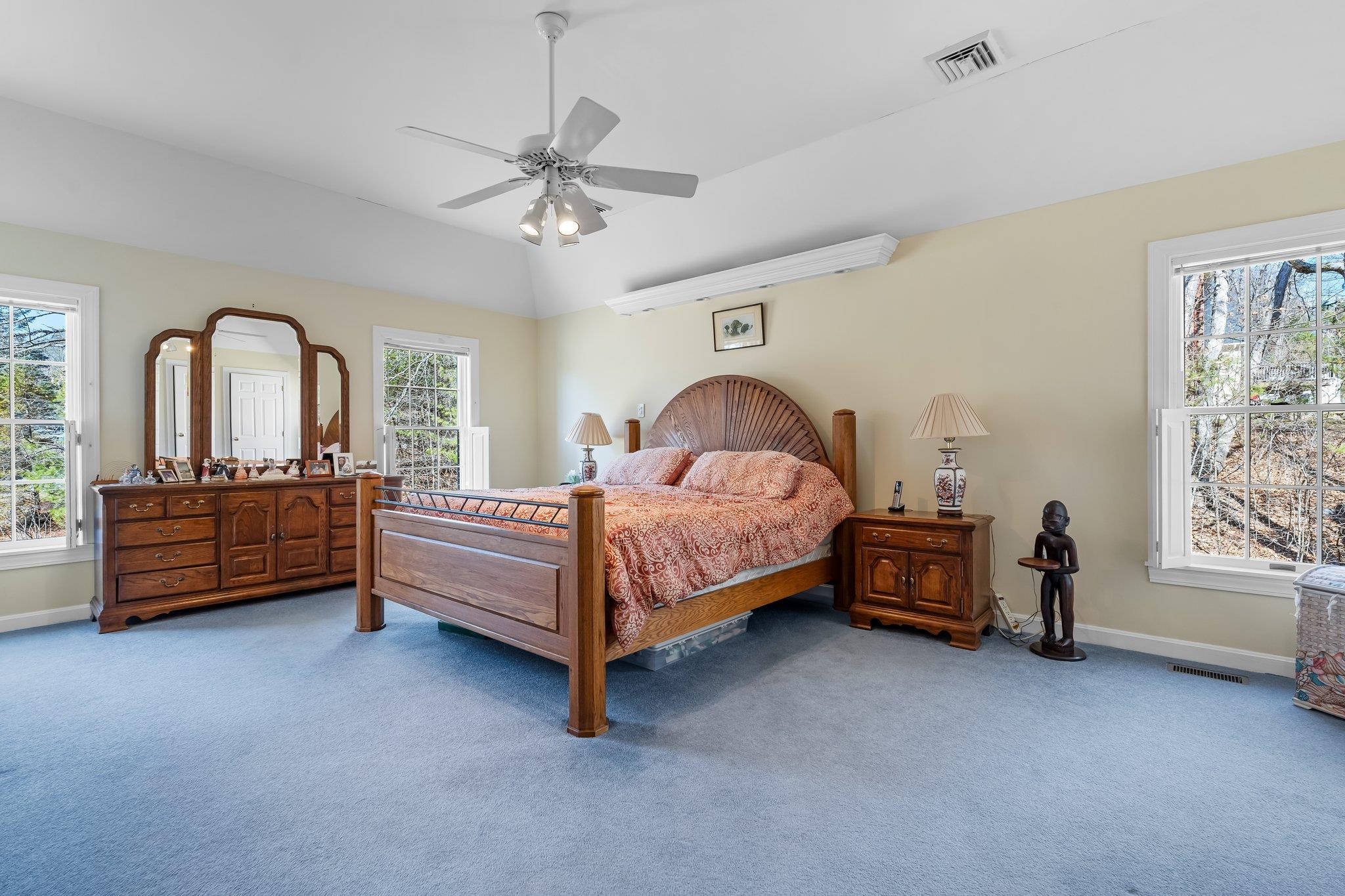56 Olde English Road Bedford, NH 03110 - Photo 23 of 44