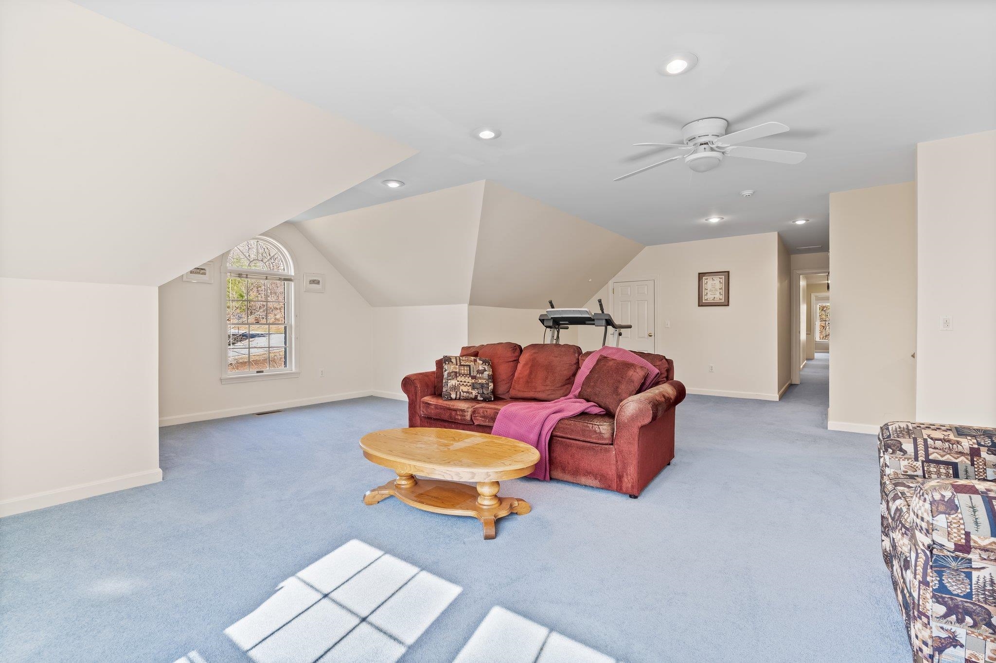 56 Olde English Road Bedford, NH 03110 - Photo 26 of 44