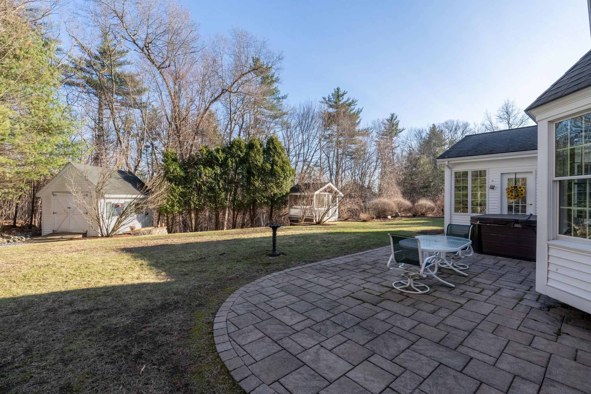 56 Olde English Road Bedford, NH 03110 - Photo 39 of 44