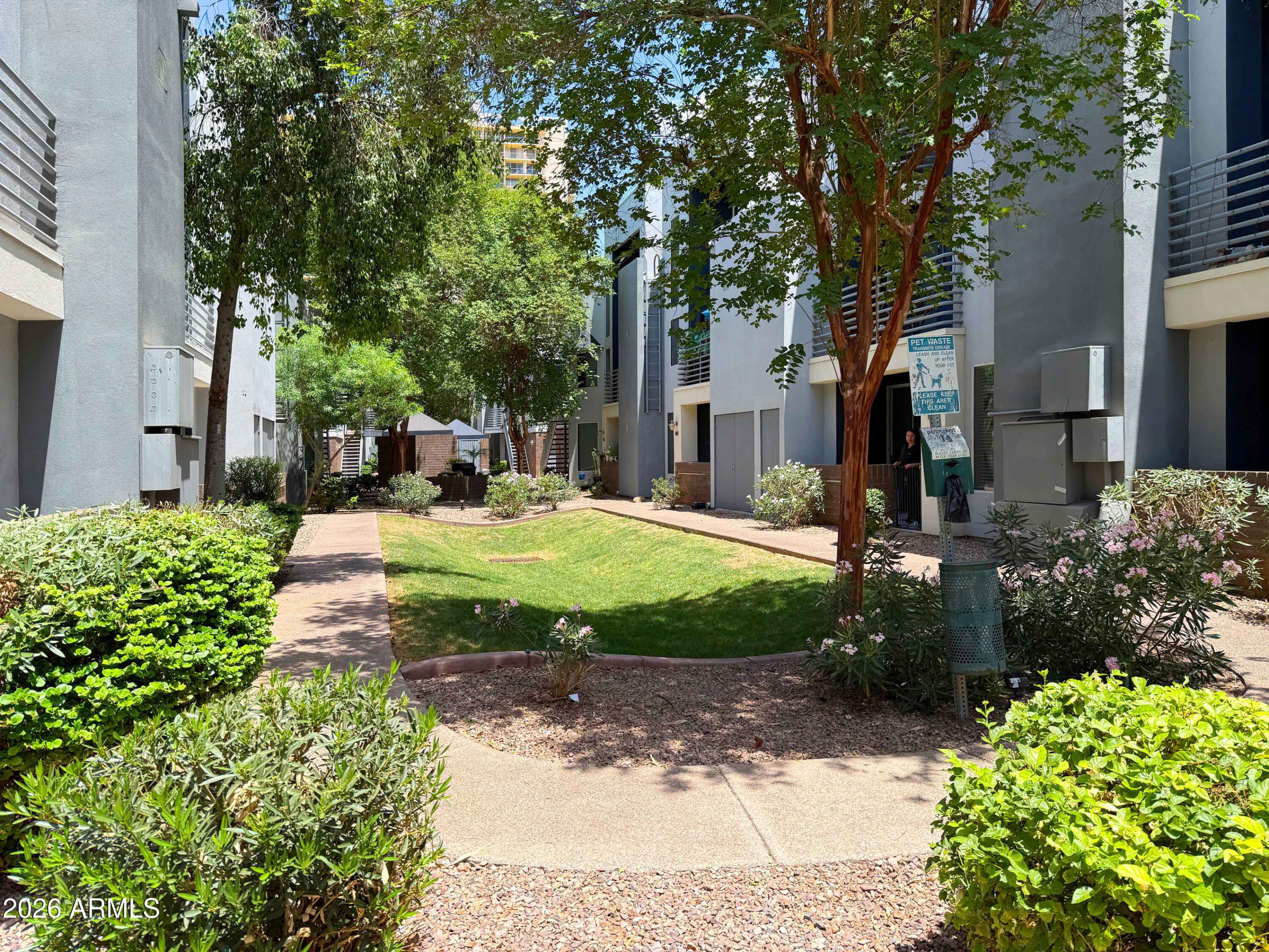 3633 North 3rd Avenue, Unit 1027 Phoenix, AZ 85013 - Photo 21 of 29 a view of a backyard with sitting area