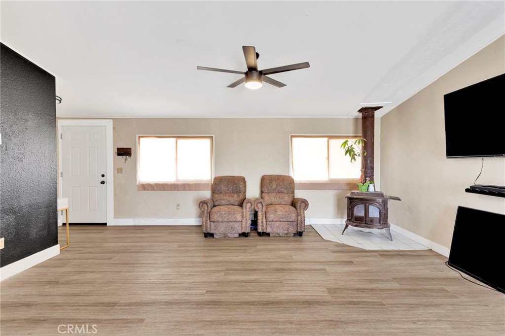 12352 Nugget Road Phelan, CA 92371 - Photo 8 of 36