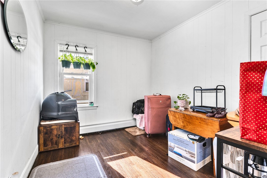 37 Warren Avenue Warren, RI 02885 - Photo 23 of 33