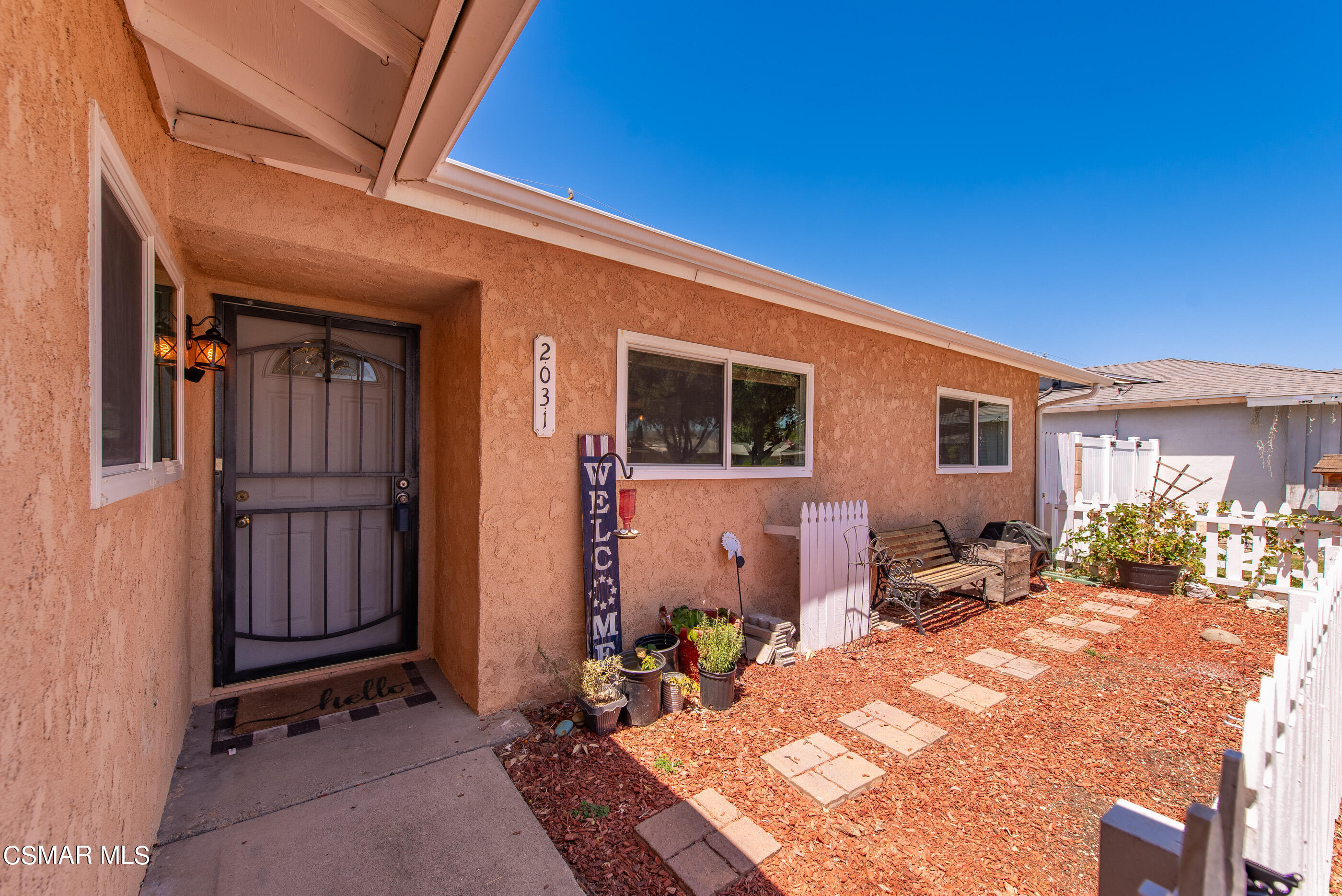 2031 Samson Avenue Simi Valley, CA 93063 - Photo 5 of 38 2031 Samson Ave Simi Valley-5