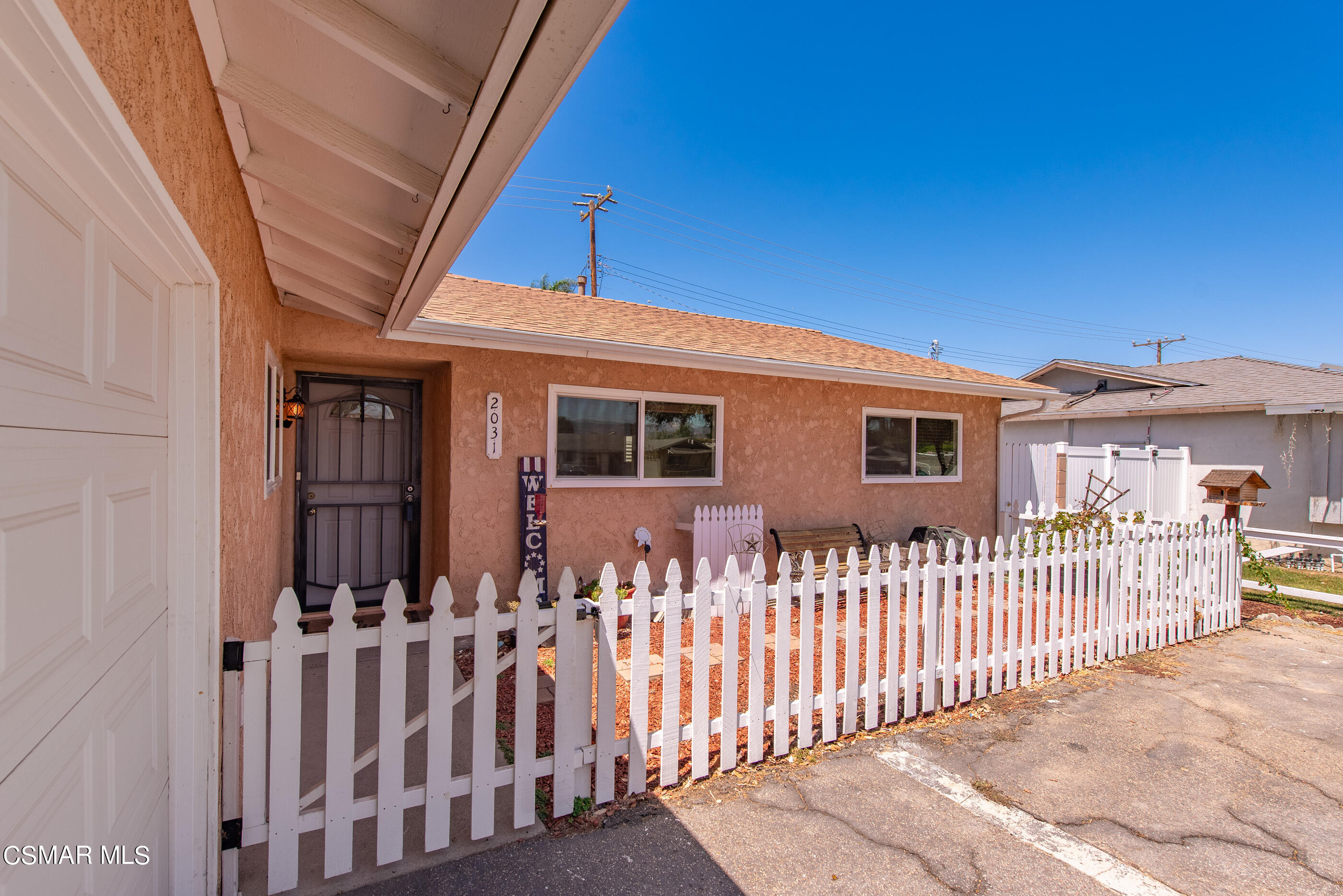 2031 Samson Avenue Simi Valley, CA 93063 - Photo 6 of 38 2031 Samson Ave Simi Valley-6