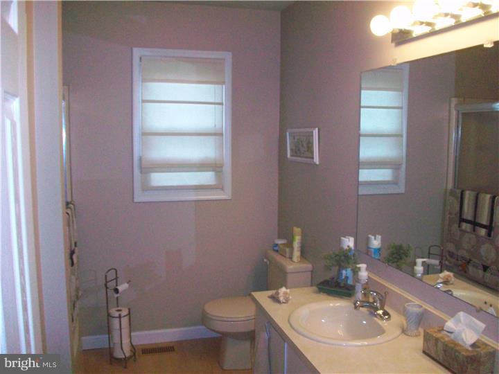 20 Creek Road Sewell, NJ 08080 - Photo 22 of 25 Bedroom - Main