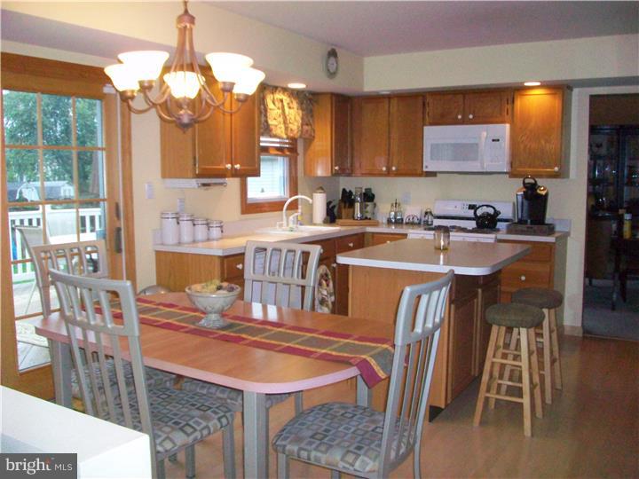20 Creek Road Sewell, NJ 08080 - Photo 5 of 25 Kitchen