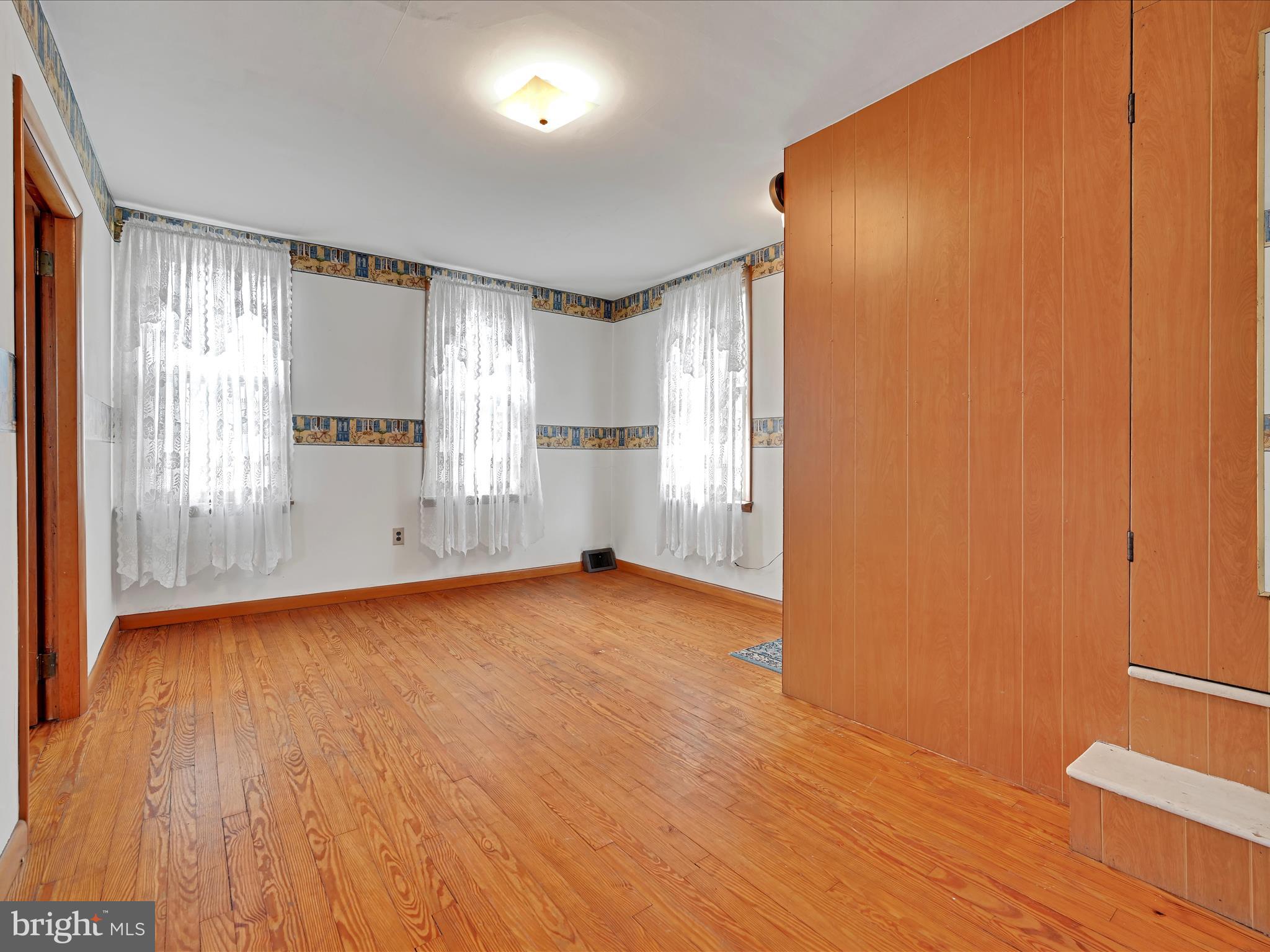 117 Reeser Street Leesport, PA 19533 - Photo 22 of 30 Walkthrough Bedroom