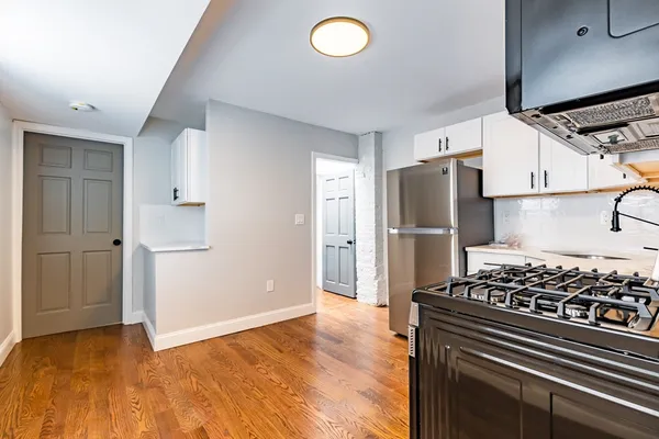 $7,500 | 173 Emerson Street, Unit 2, Boston, MA 02127