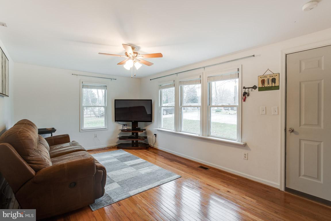 178 Eley Road Fredericksburg, VA 22406 - Photo 8 of 35 Gallery Image 8