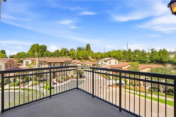 $949,500 | 220 Buena Vida Drive, Unit 308, Brea, CA 92823