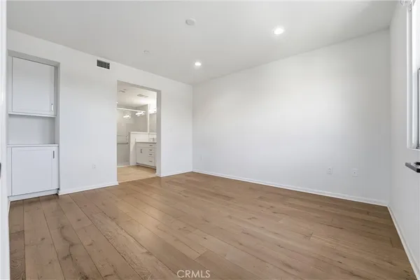 $949,500 | 220 Buena Vida Drive, Unit 308, Brea, CA 92823