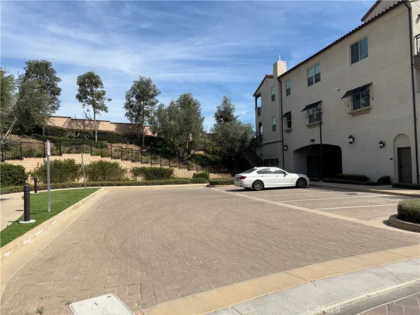 $949,500 | 220 Buena Vida Drive, Unit 308, Brea, CA 92823