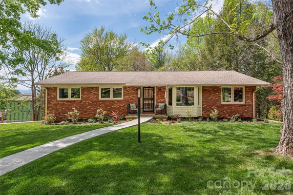 $629,000 | 47 Deerwood Drive, Asheville, NC 28805