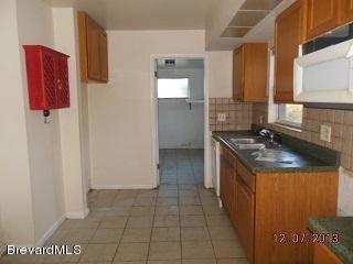 705 Renner Avenue Melbourne, FL 32935 - Photo 17 of 19 kitchen