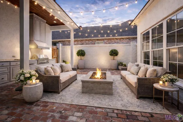 $760,000 | 11520 Ancestor's Drive, Baton Rouge, LA 70810