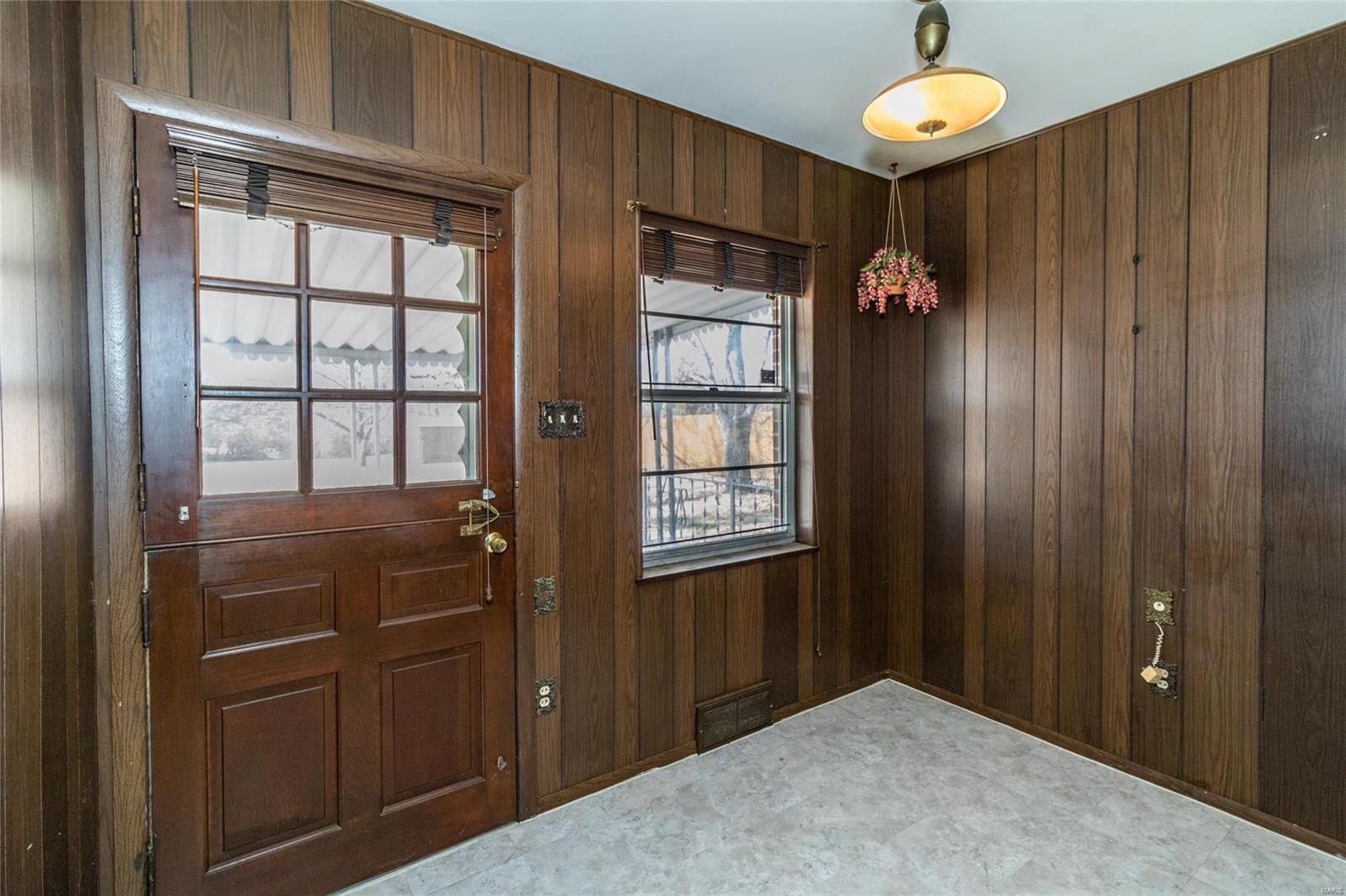4640 Mattis Road St. Louis, MO 63128 - Photo 9 of 20 Gallery Image 9
