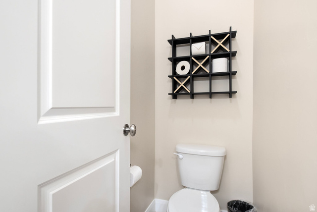 4269 Razor Drive Washington, UT 84780 - Photo 10 of 50 Bathroom with toilet and baseboards