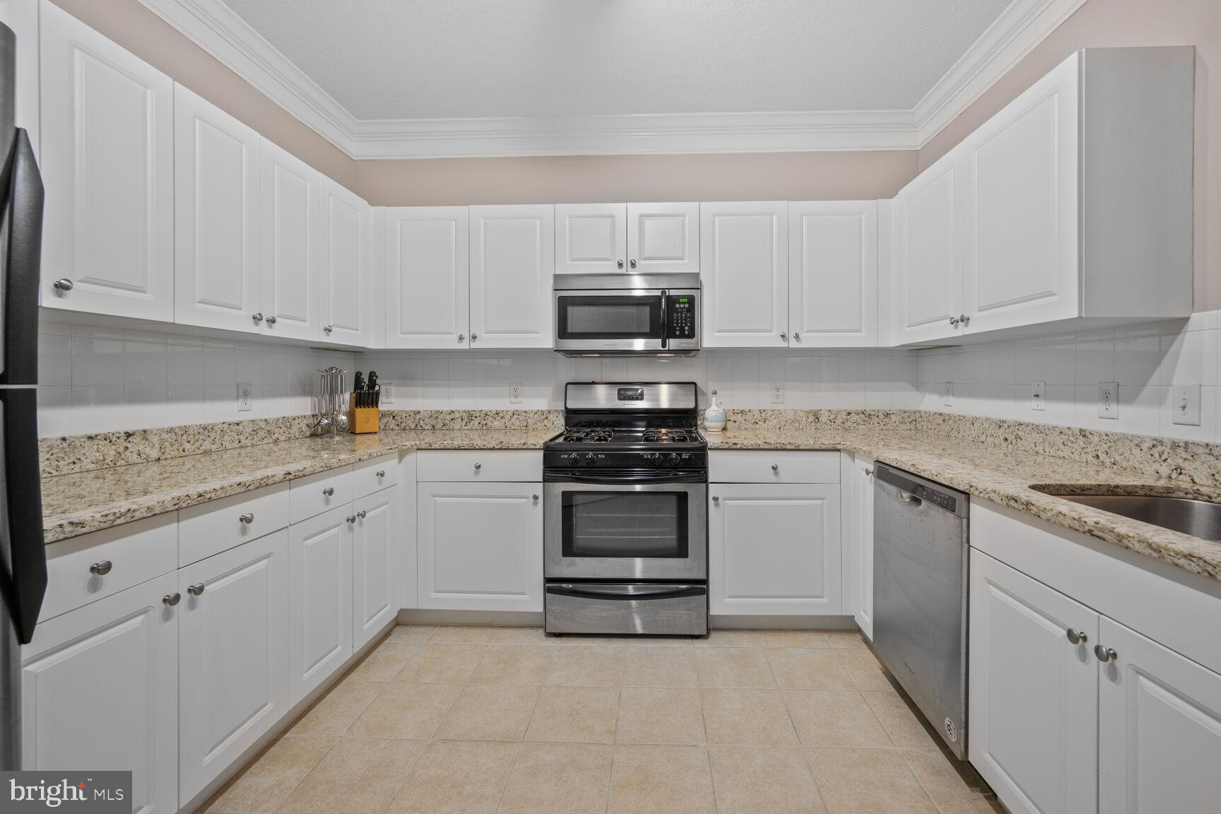 7 Booth Street, Unit 202 Gaithersburg, MD 20878 - Photo 19 of 32