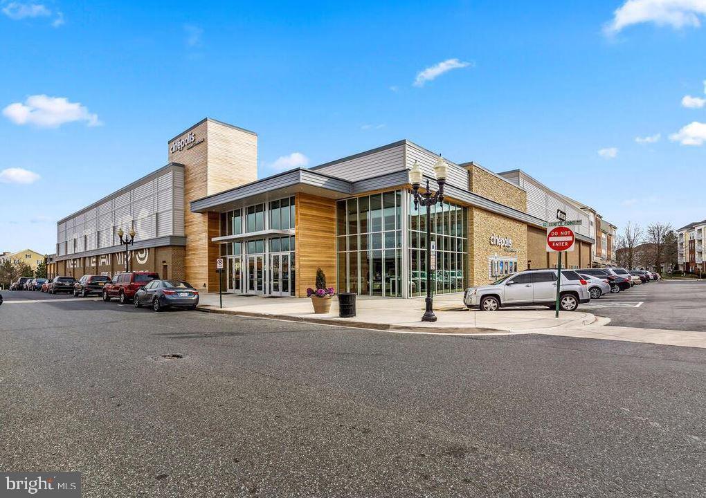 7 Booth Street, Unit 202 Gaithersburg, MD 20878 - Photo 29 of 32