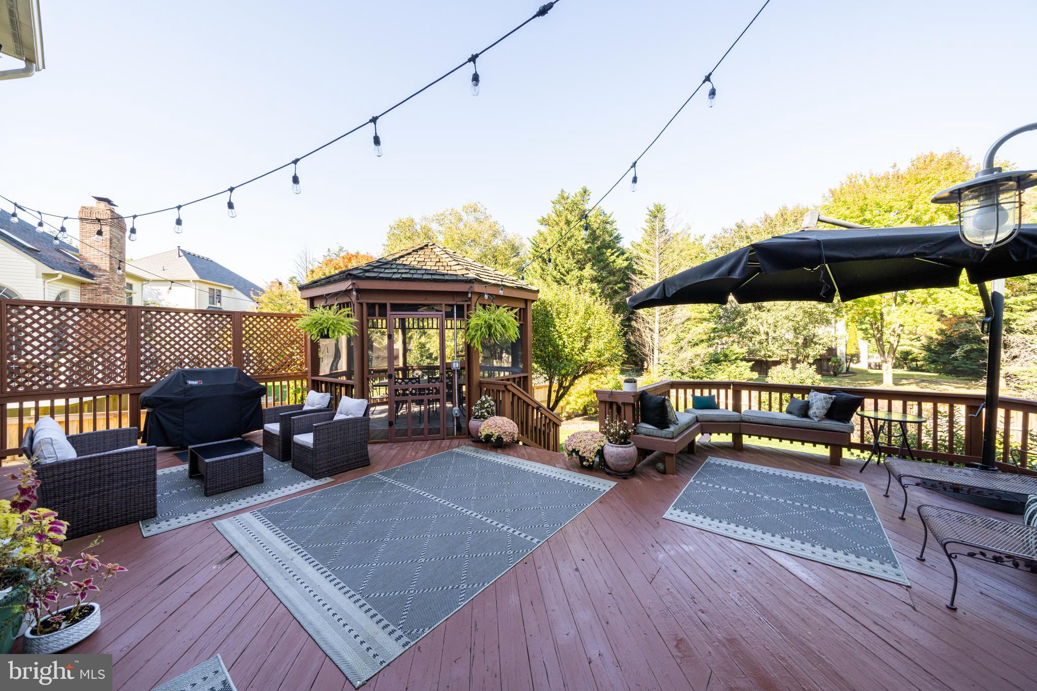 5464 Ashleigh Road Fairfax, VA 22030 - Photo 26 of 85 QUICK LOOK OUTSIDE; PLENTY OF SPACE TO ENTERTAIN