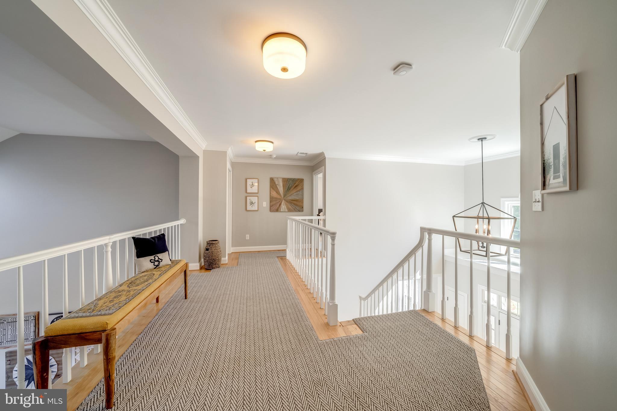 5464 Ashleigh Road Fairfax, VA 22030 - Photo 43 of 85 GENEROUS UPPER FOYER