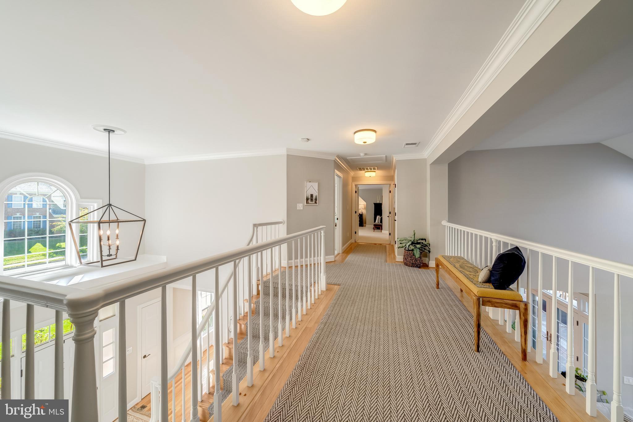 5464 Ashleigh Road Fairfax, VA 22030 - Photo 45 of 85 ANOTHER VIEW OF THE UPPER FOYER