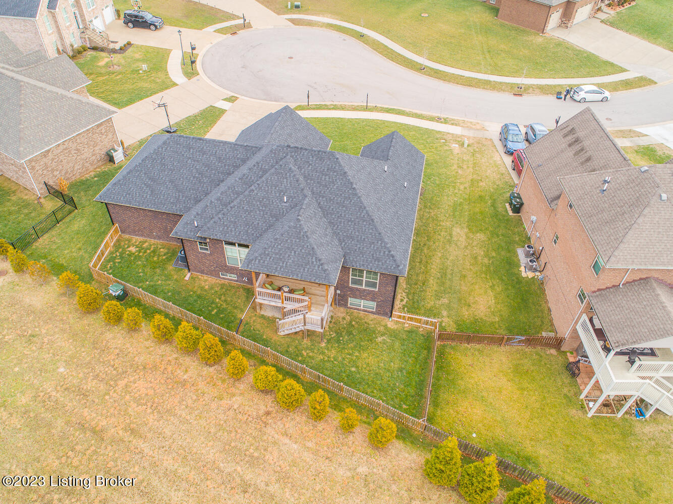 10103 Reeseman Drive Louisville, KY 40291 - Photo 47 of 49 017-10103-17