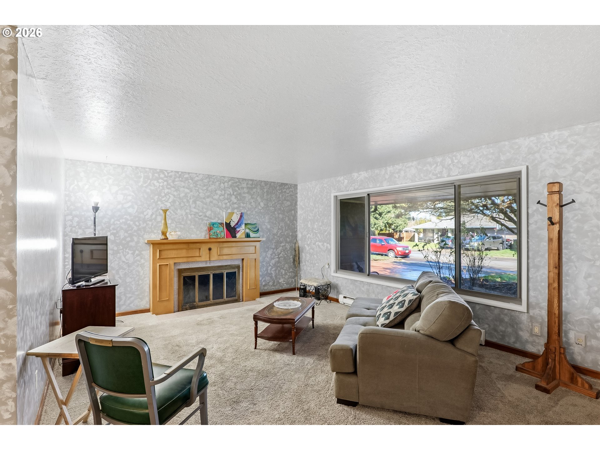 700 Northeast Donelson Road Hillsboro, OR 97124 - Photo 4 of 25 Gallery Image 4
