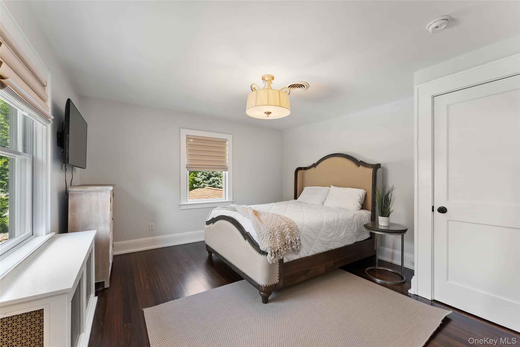 211 Strawtown Road West Nyack, NY 10994 - Photo 33 of 47