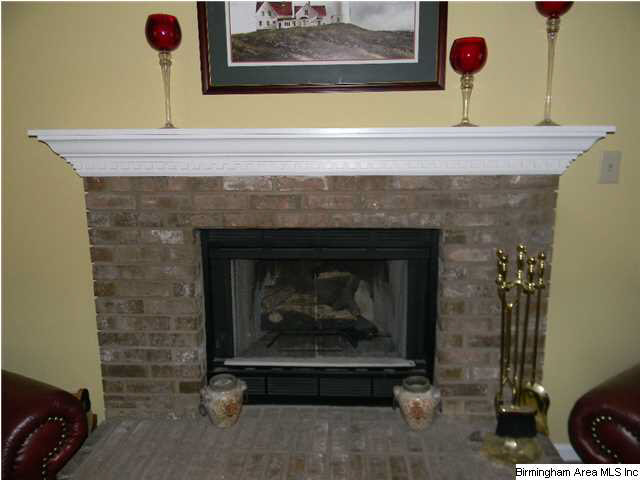 1012 Independence Drive Alabaster, AL 35007 - Photo 4 of 27