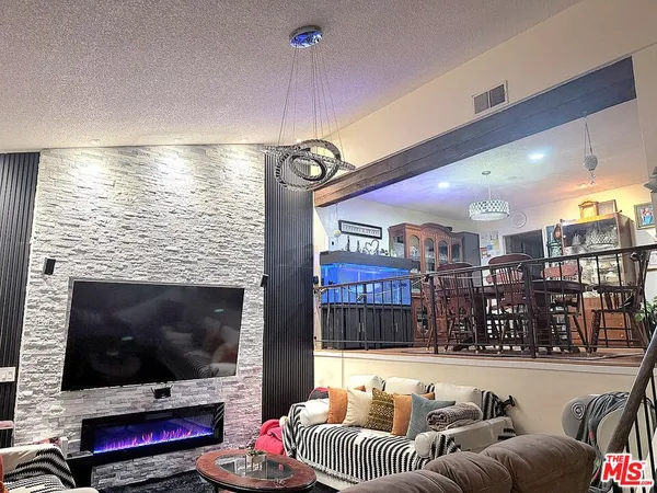 $525,000 | 9041 Van Nuys Boulevard, Unit 210, Panorama City, CA 91402