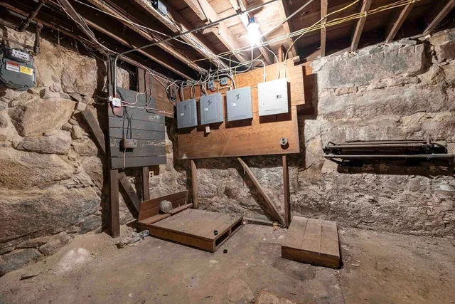 $669,000 | 111 Hillman Street, New Bedford, MA 02740