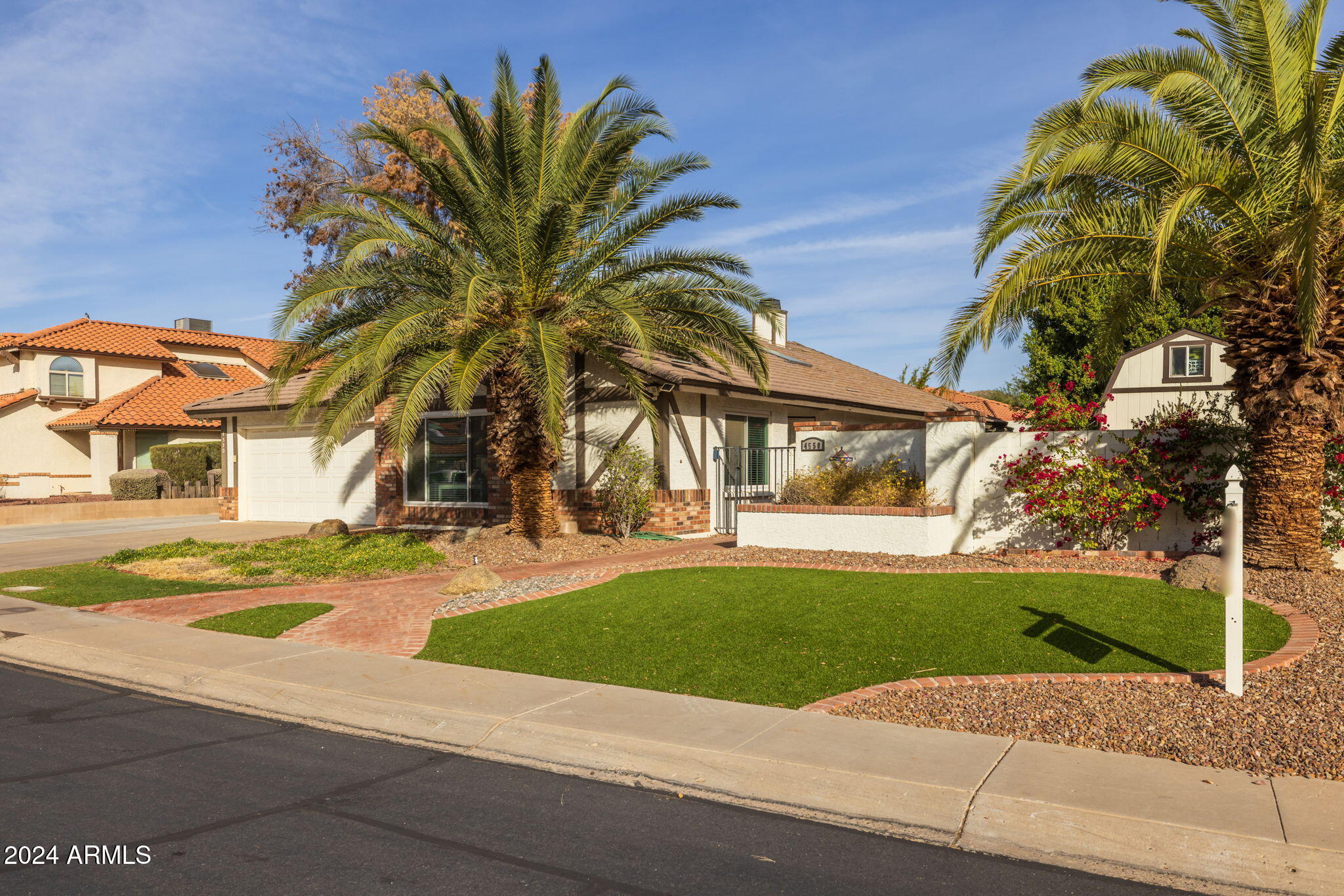 4550 East Corral Road Phoenix, AZ 85044 - Photo 4 of 54 Never overseed again!