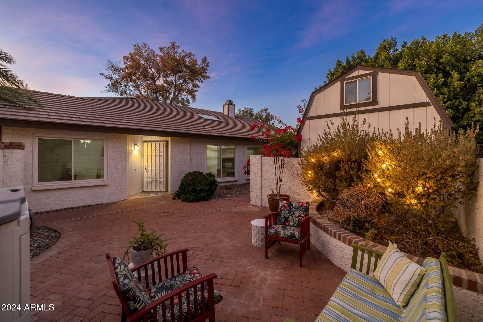 4550 East Corral Road Phoenix, AZ 85044 - Photo 6 of 54 The best side yard on the street!