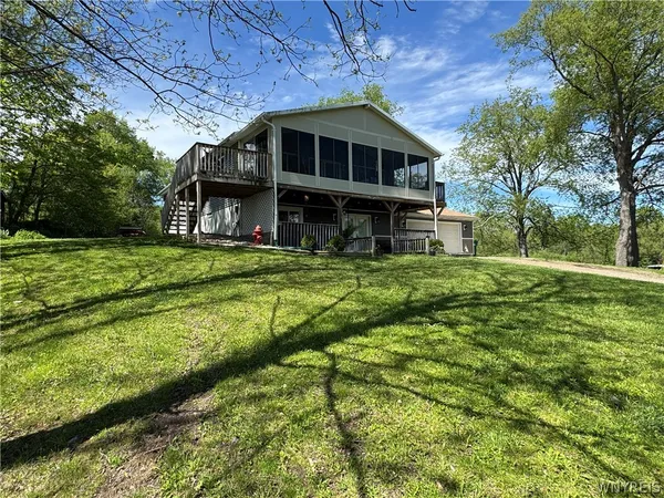 $425,000 | 10900 Highway 39, Sardinia, NY 14055