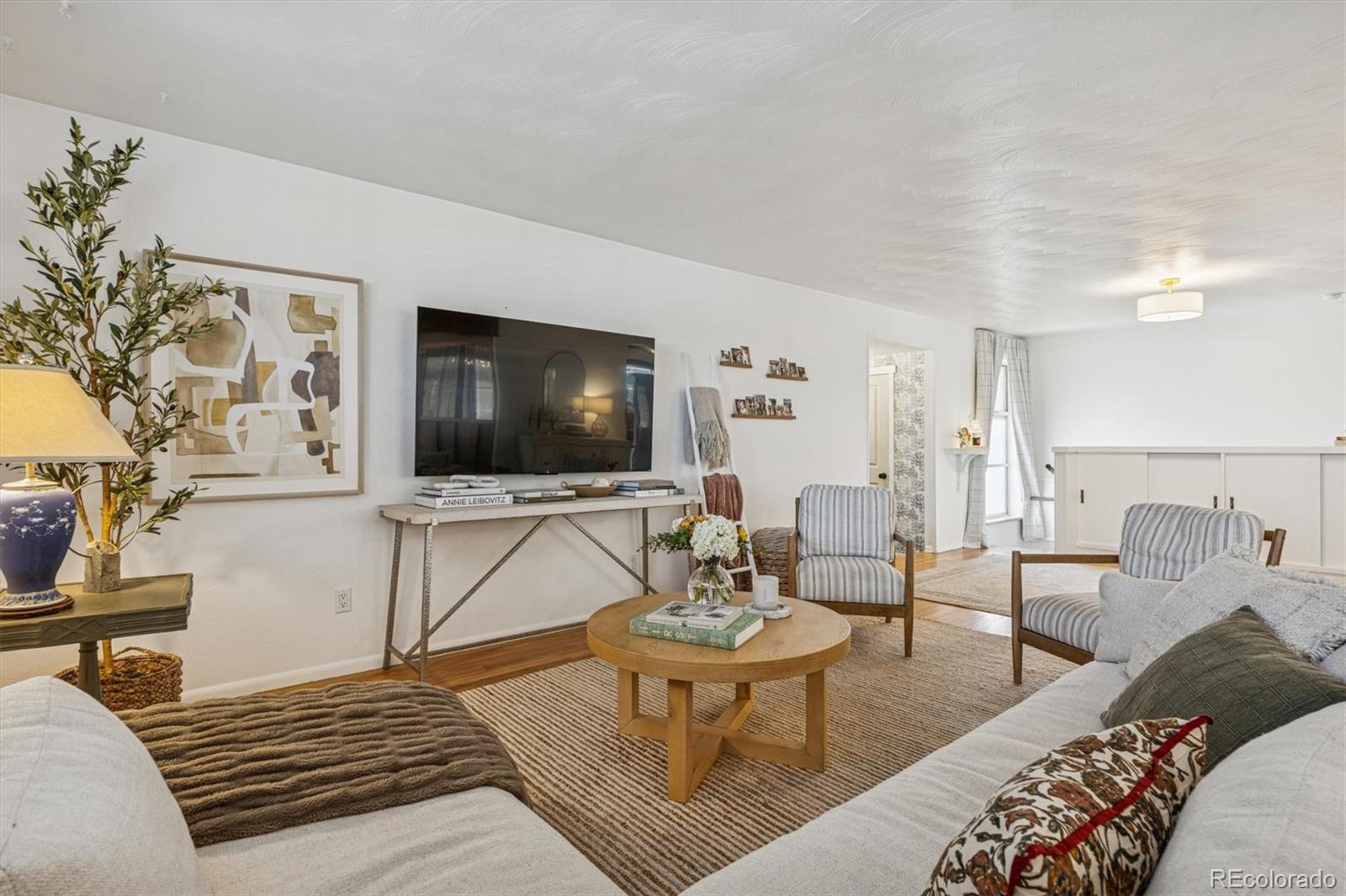 5929 South Steele Street Centennial, CO 80121 - Photo 9 of 49