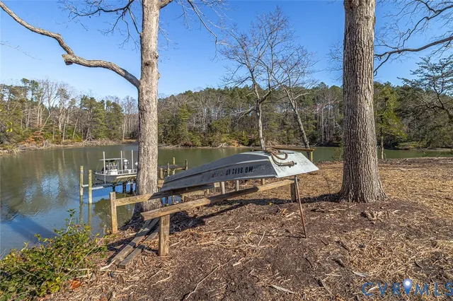 $797,900 | 76 Otter Drive, Lancaster, VA 22503