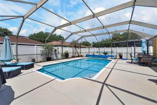 $525,000 | 15433 Osprey Glen Drive, Lithia, FL 33547