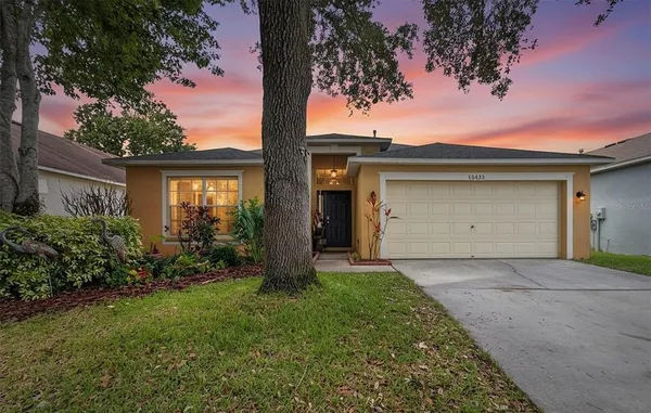 $525,000 | 15433 Osprey Glen Drive, Lithia, FL 33547