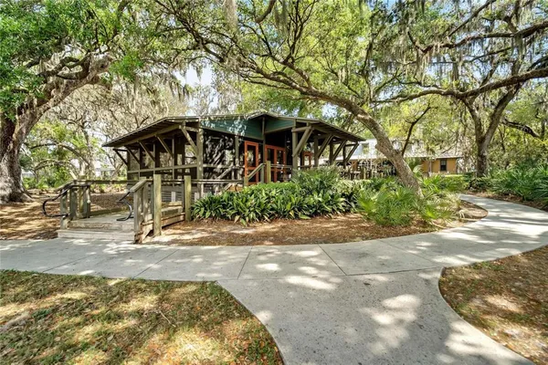 $525,000 | 15433 Osprey Glen Drive, Lithia, FL 33547