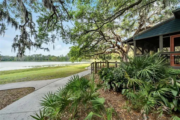 $525,000 | 15433 Osprey Glen Drive, Lithia, FL 33547