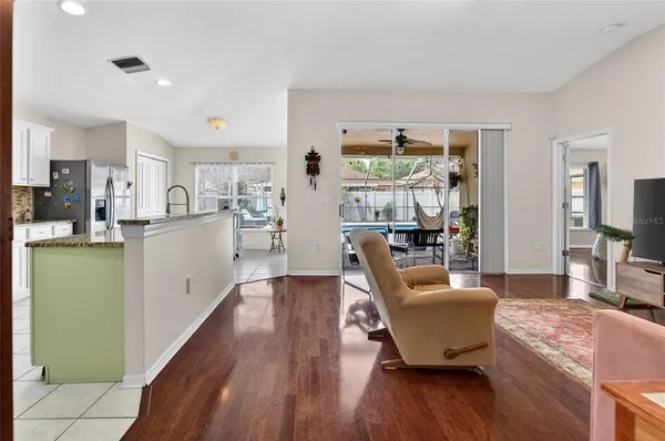 $525,000 | 15433 Osprey Glen Drive, Lithia, FL 33547