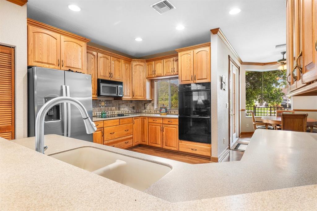 5811 Northwest 80th Terrace Parkland, FL 33067 - Photo 18 of 58