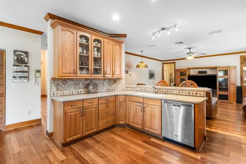 $1,325,000 | 5811 Northwest 80th Terrace, Parkland, FL 33067