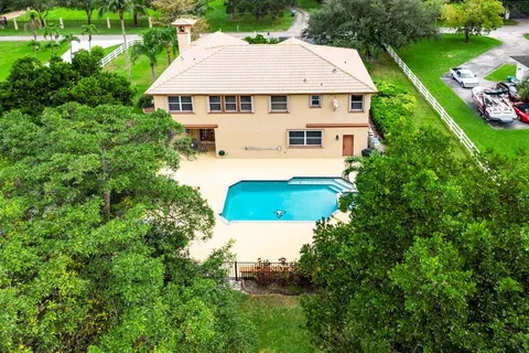$1,325,000 | 5811 Northwest 80th Terrace, Parkland, FL 33067