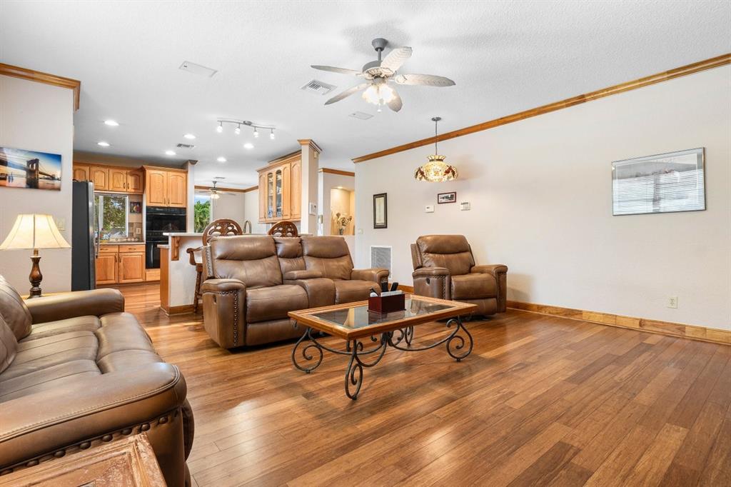 5811 Northwest 80th Terrace Parkland, FL 33067 - Photo 23 of 58